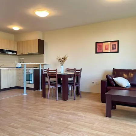 Spacious One-bedroom Ground Floor Near Pirin Golf